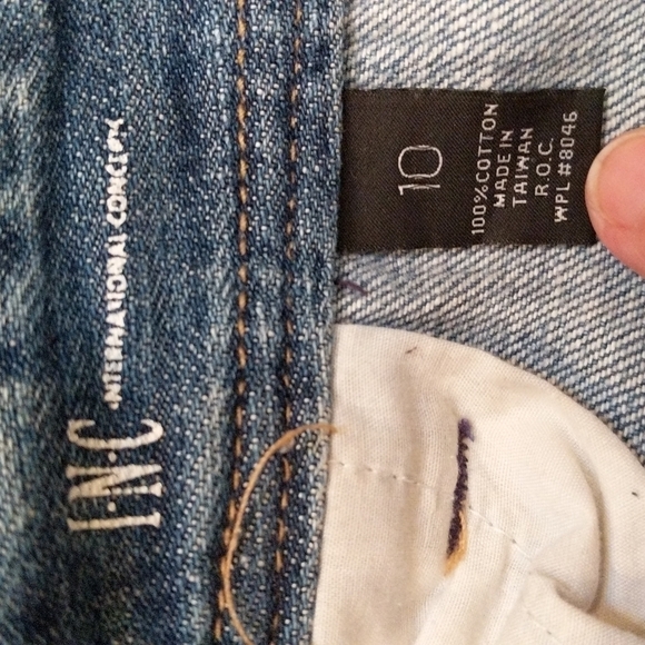 INC Women's Straight Leg Distressed Jeans Size 10 - Picture 6 of 7